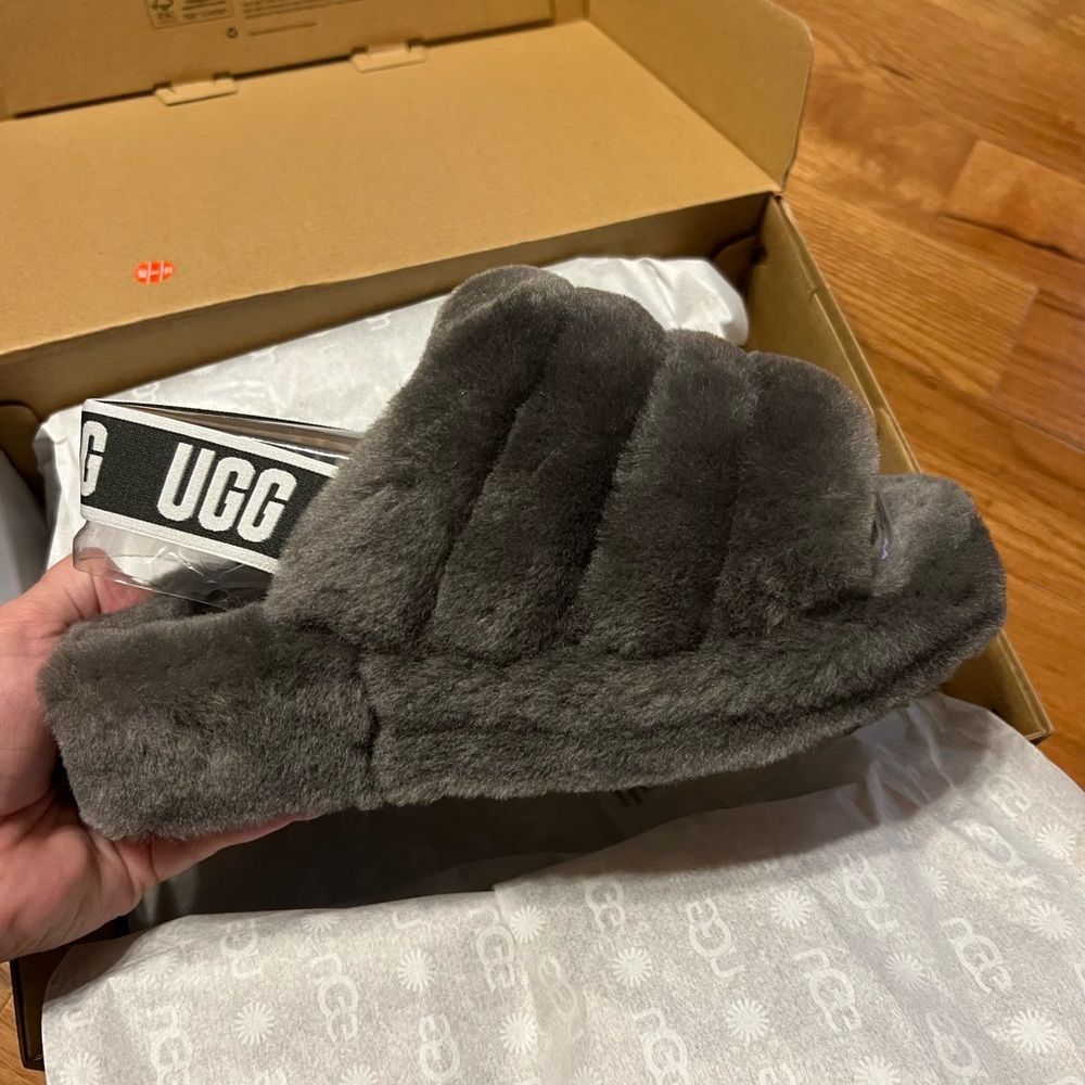 Brand New - never worn in box! Daughter changed her mind.